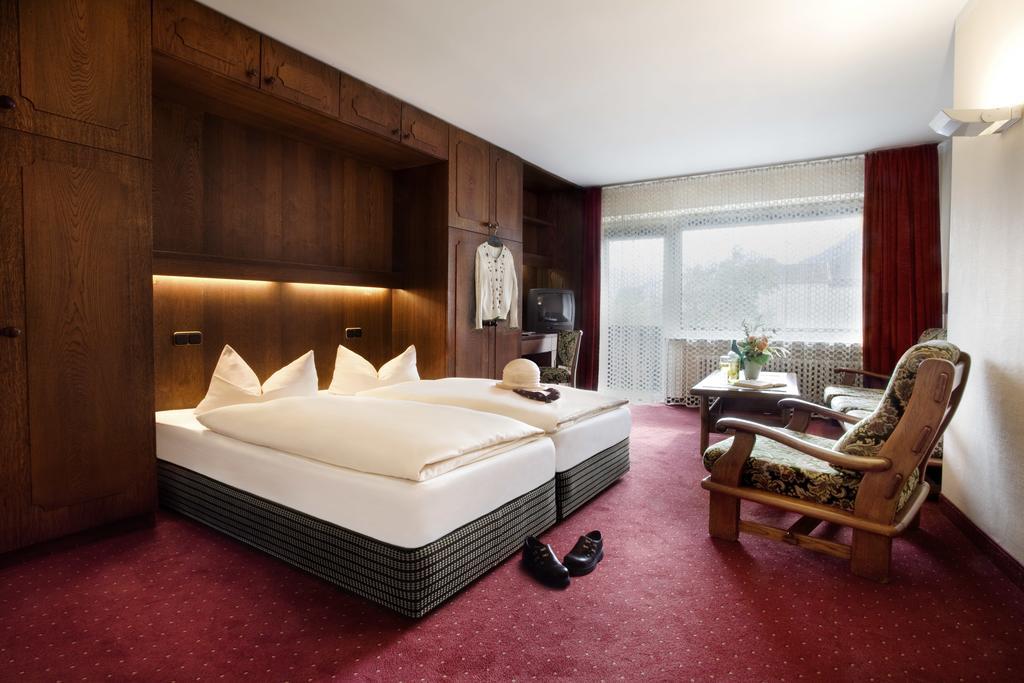 Post-Hotel Mittenwald Kültér fotó